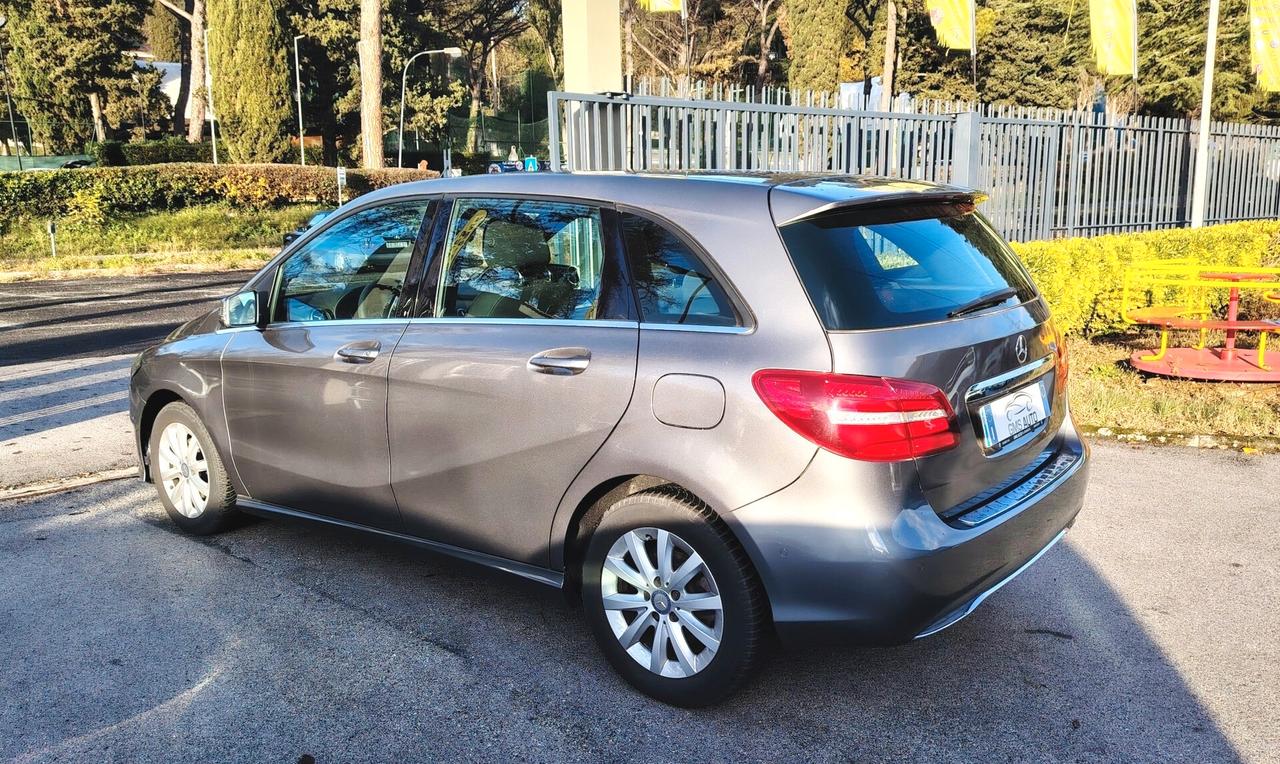 Mercedes-benz B 180 d Automatic Premium