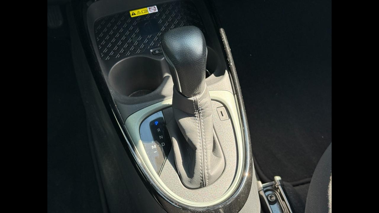 TOYOTA Aygo X 1.0B LOUNGE S-CVT - MY24
