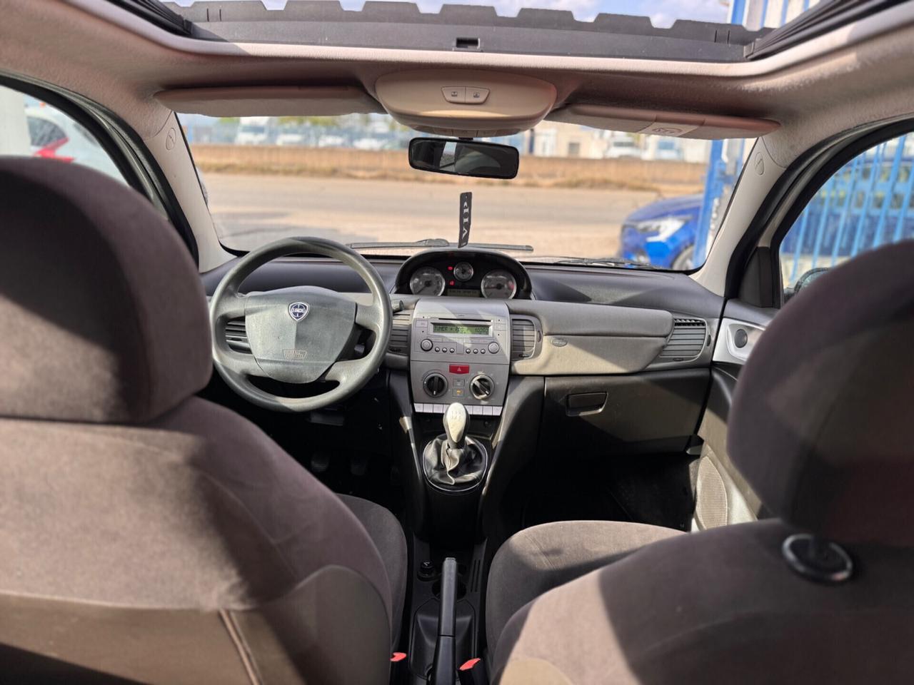 Lancia Ypsilon 1.3 MJT “TETTO APRIBILE”