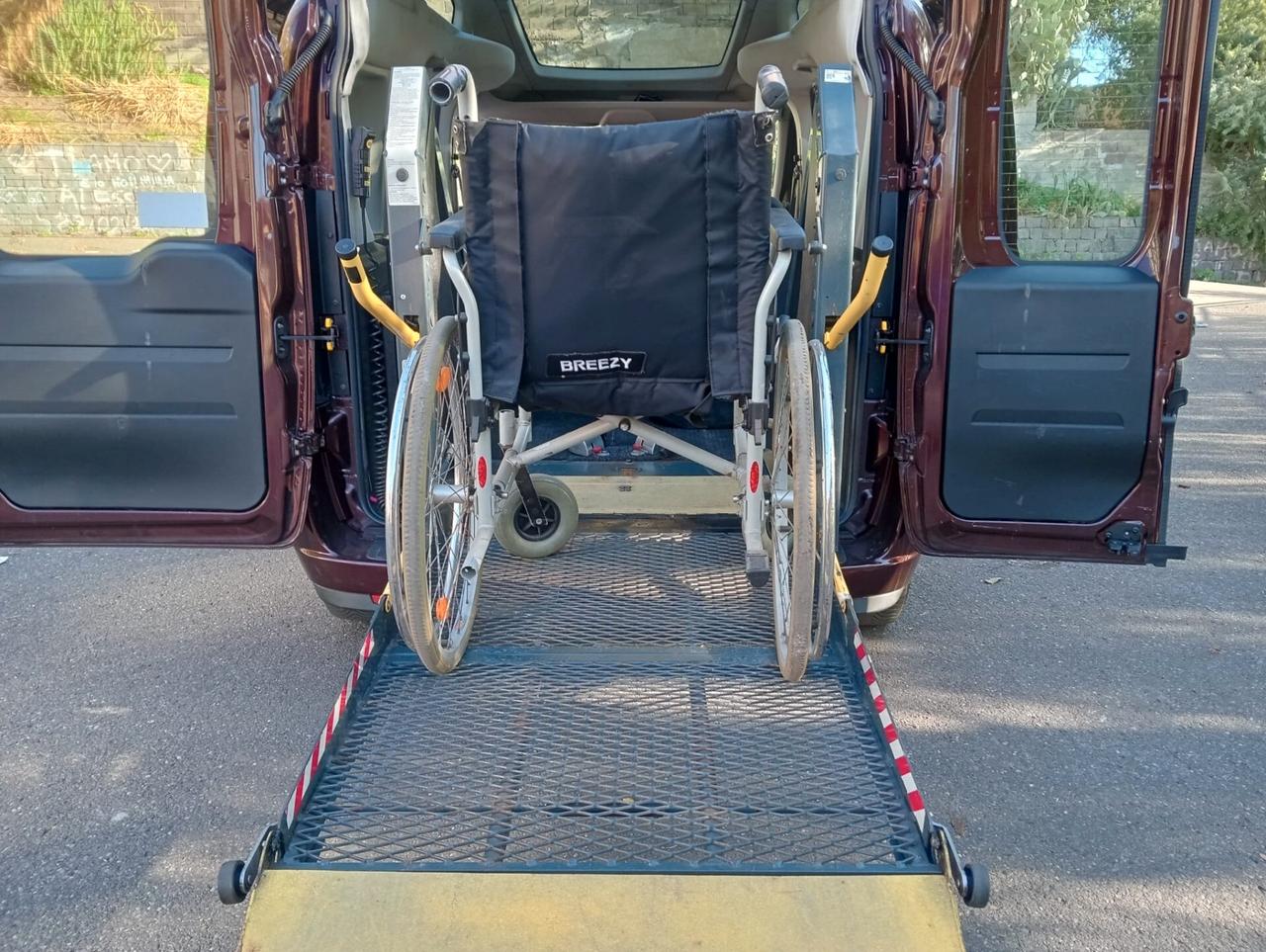 Fiat Doblo Pianale ribassato con rampa disabili in carrozzina