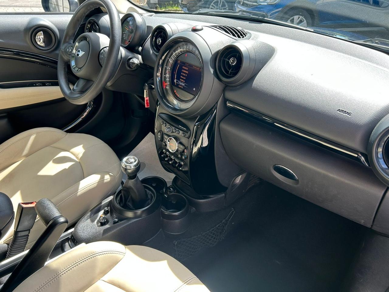 Mini Countryman Cooper D XENON - PELLE - CERCHI 17" - PDC