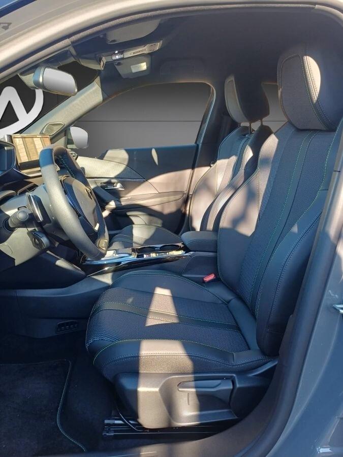 Peugeot 2008 1200 HYBRID GT 145 CV E-DCS6 KM 0