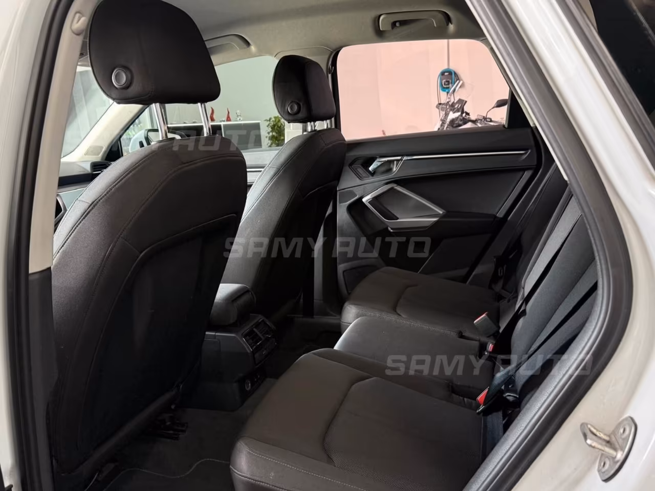 Audi Q3 40 TDI quattro S tronic Business Advanced