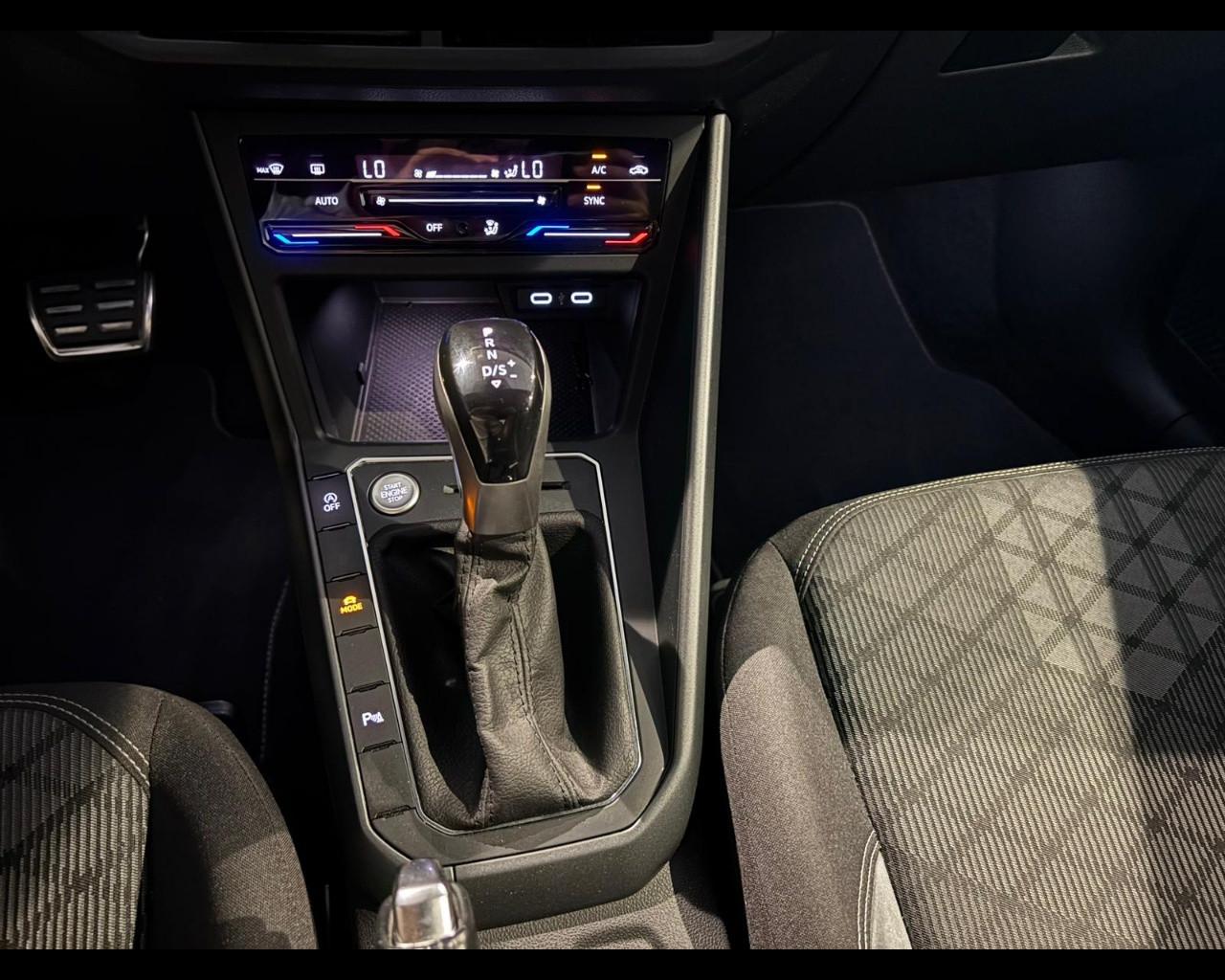 VOLKSWAGEN Polo VI 2022 - Polo 1.0 tsi R-Line 110cv dsg