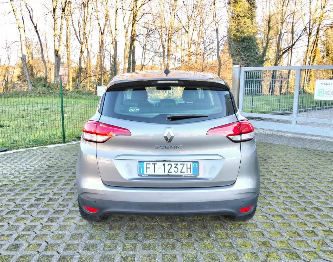 Renault Scenic Blue dCi 120 CV Initiale Paris*Navi*Camera