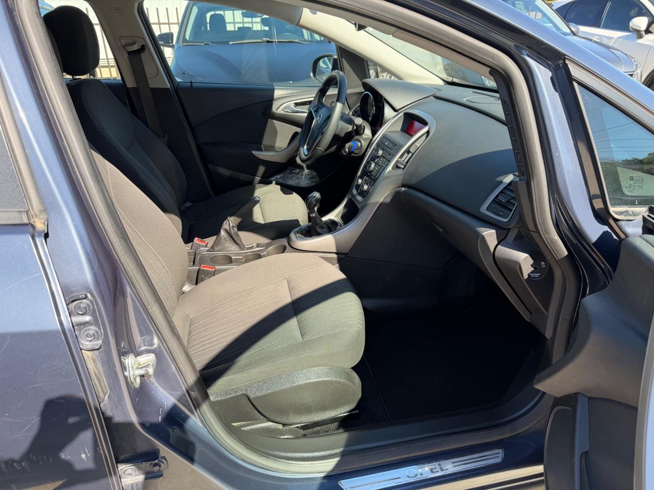 Opel Astra 1.7 CDTI 110CV 5 porte Cosmo / 174.000KM