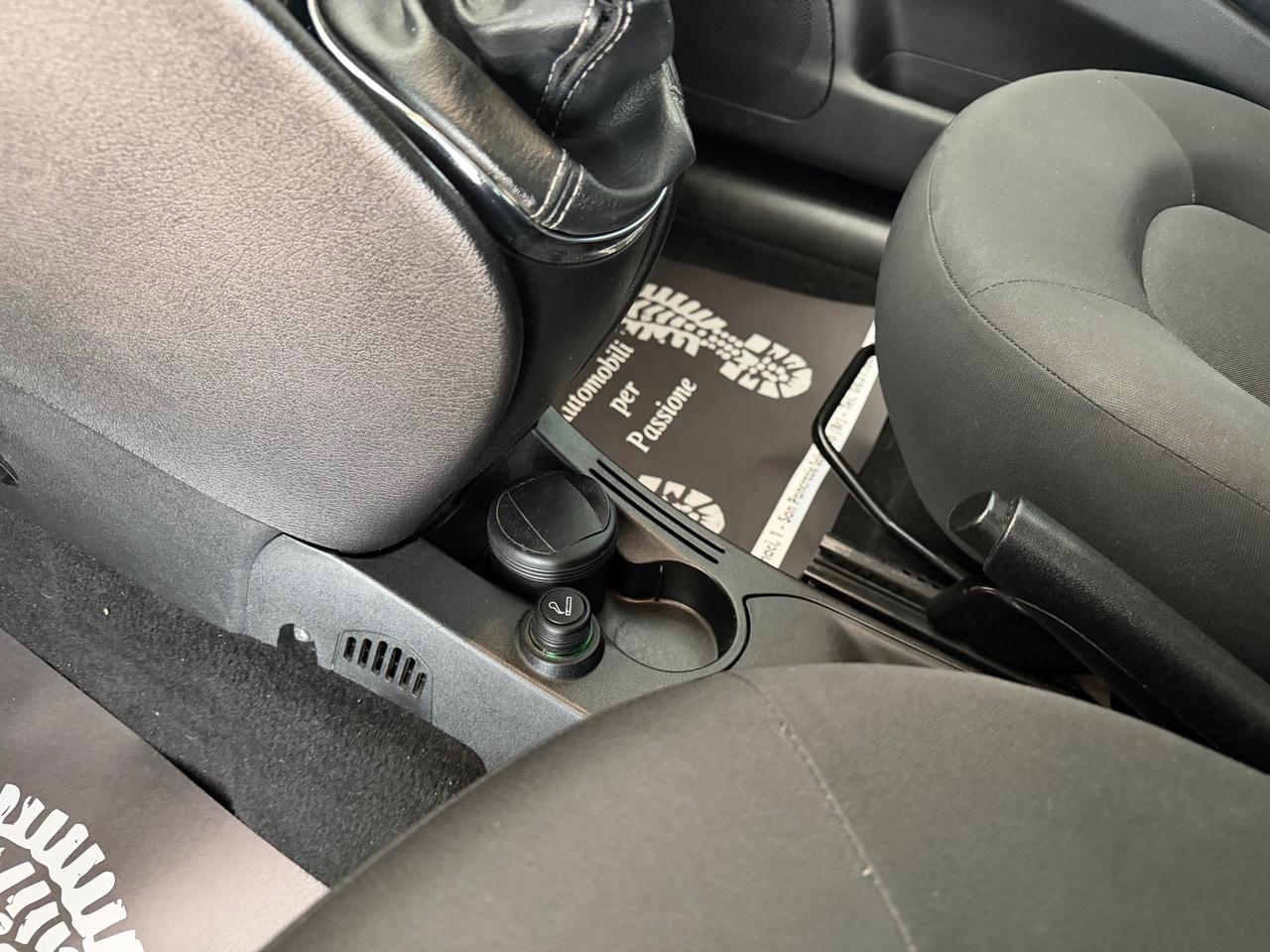 Lancia Ypsilon 3 Porte Ypsilon 1.3 mjt 16v Unyca