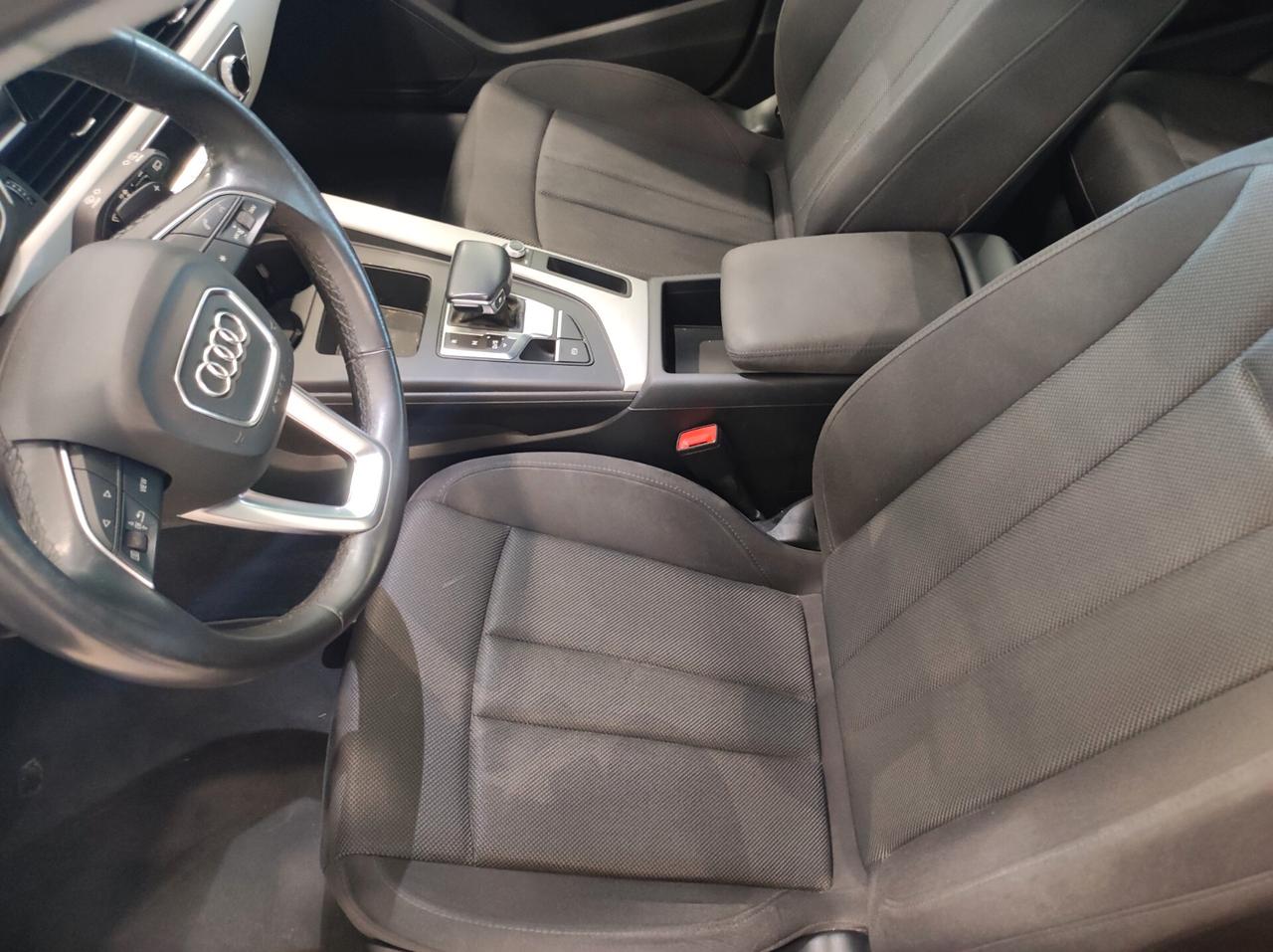 Audi A4 Avant 30 TDI/136 CV S tronic Business Advanced