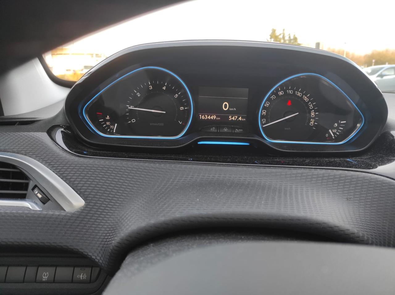 Peugeot 2008 1.6 VTi 120CV Allure