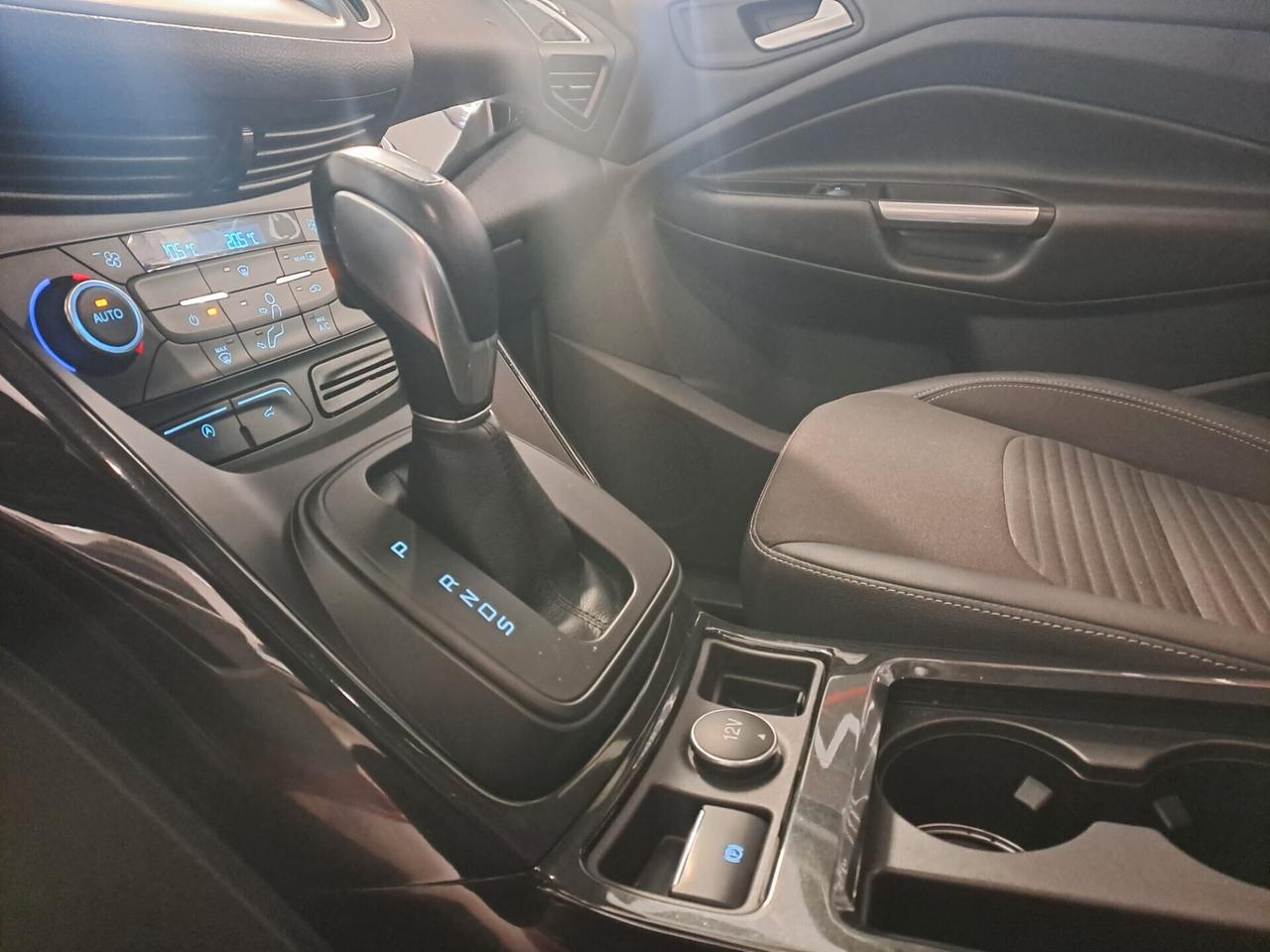 Ford Kuga 1.5 TDCI 120 CV S&S 2WD Titanium