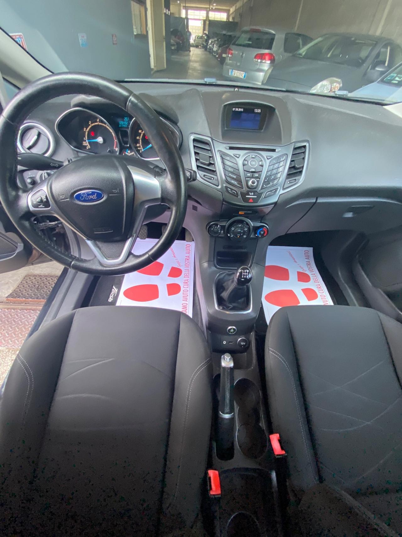 Ford Fiesta 1.4 5 porte Bz.- GPL Black & White Edition
