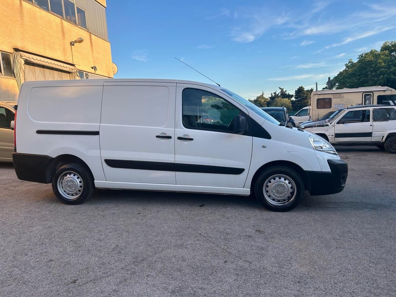 Peugeot Expert 2.0 HDi 125CV Furgone