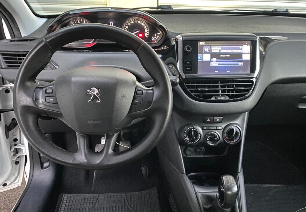 Peugeot 208 1.2 PureTech 82cv 5p. Active - KM ZERO