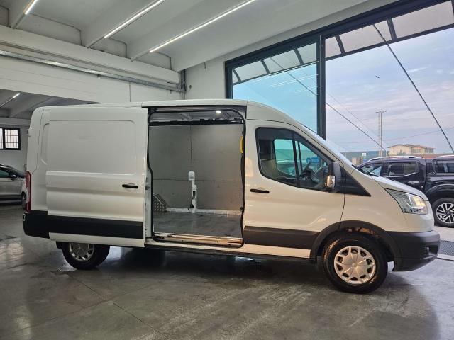 Ford TRANSIT PASSO LUNGO