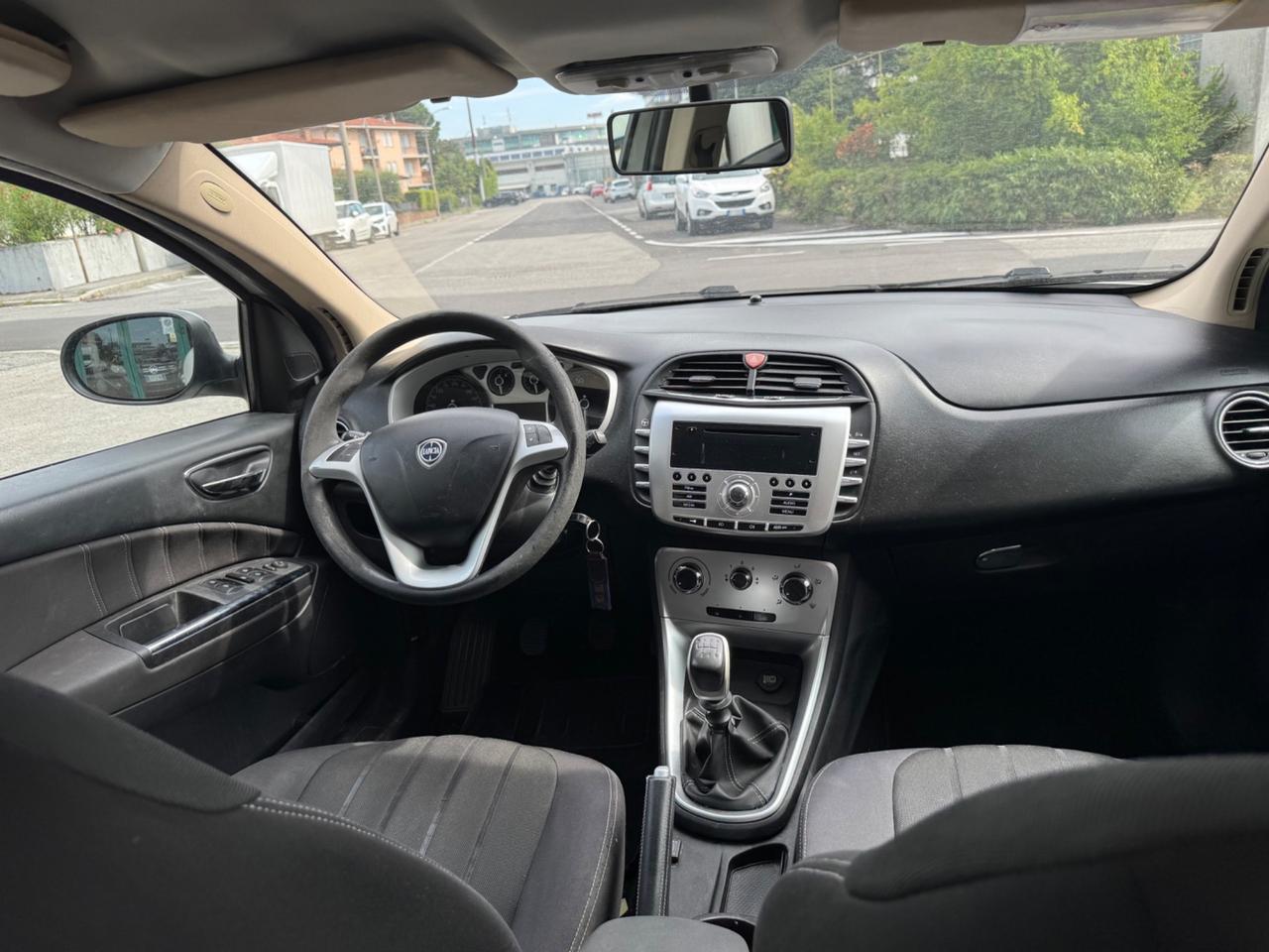 Lancia Delta 1.4 T-Jet 120 CV Silver Ecochic GPL