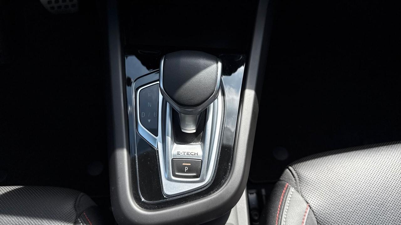 Renault Arkana Hybrid E-Tech 145 CV R.S. Line