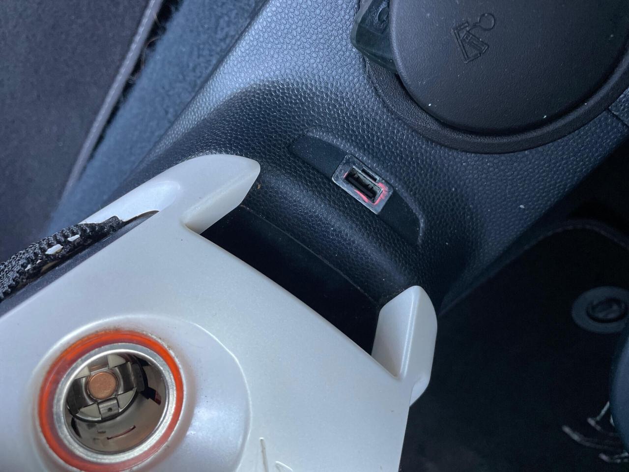 Ford Ka Ka+ 1.2 8V 69CV Titanium