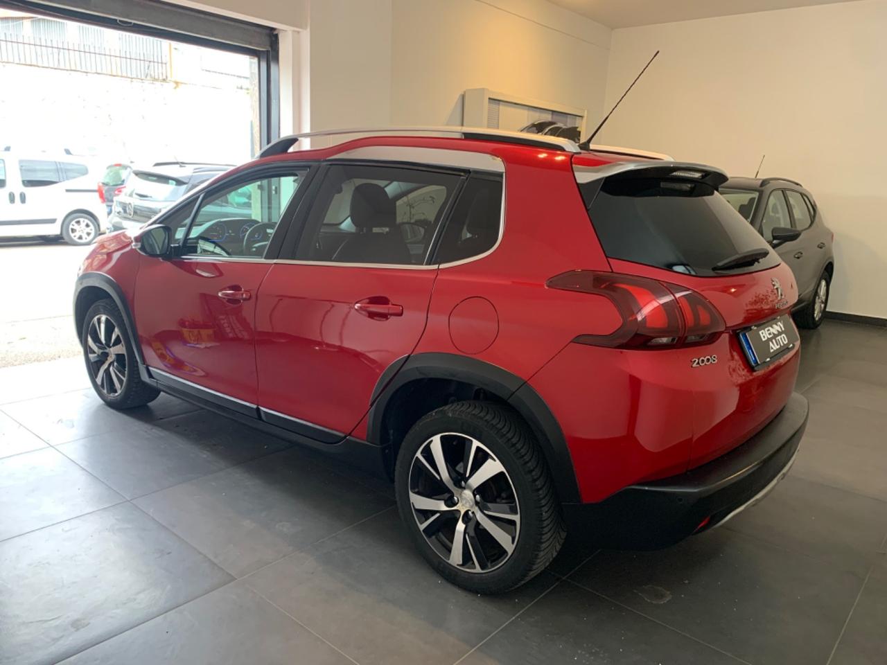 Peugeot 2008 BlueHDi 100 Allure