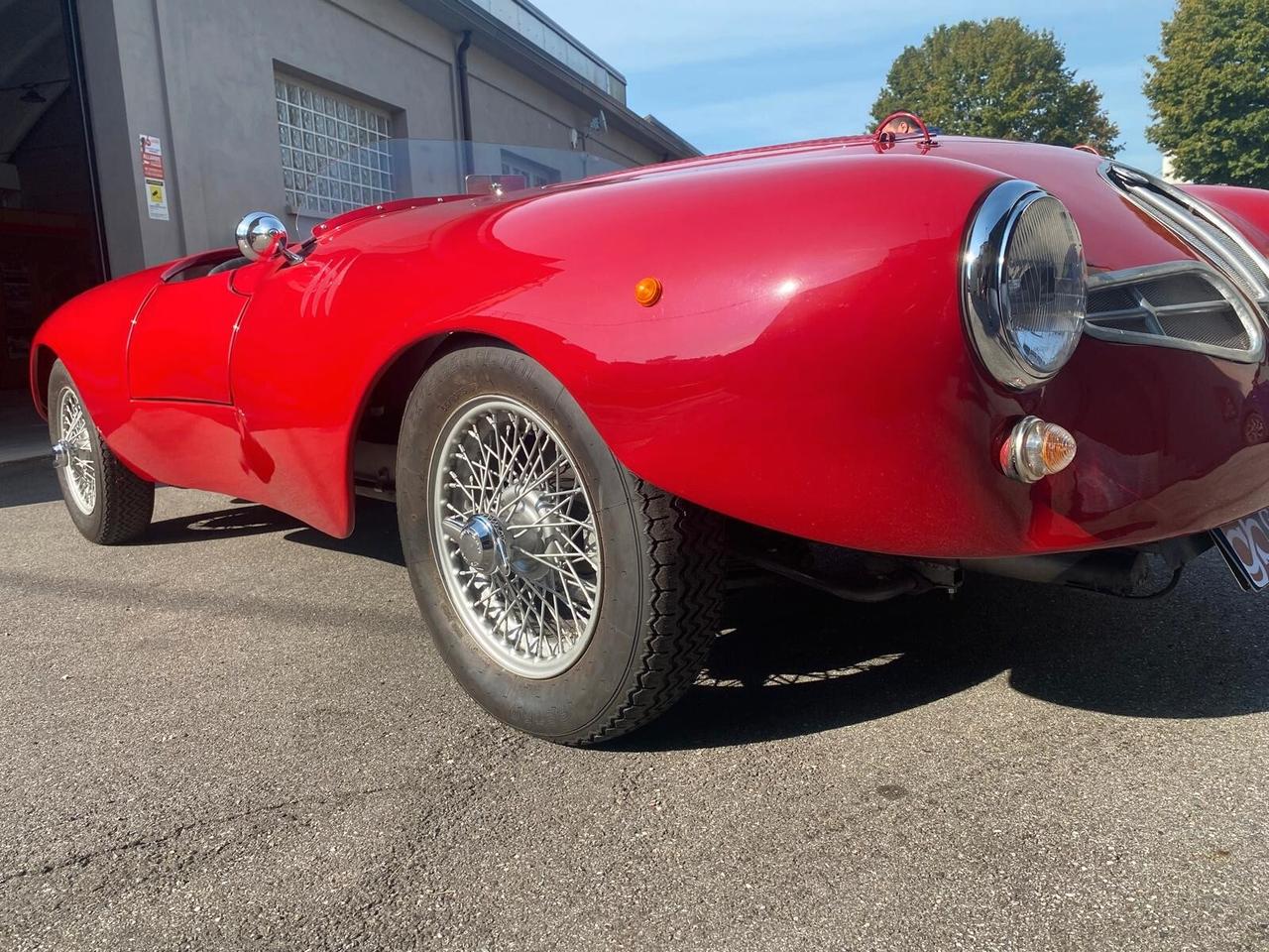Alfa Romeo Spider Barchetta