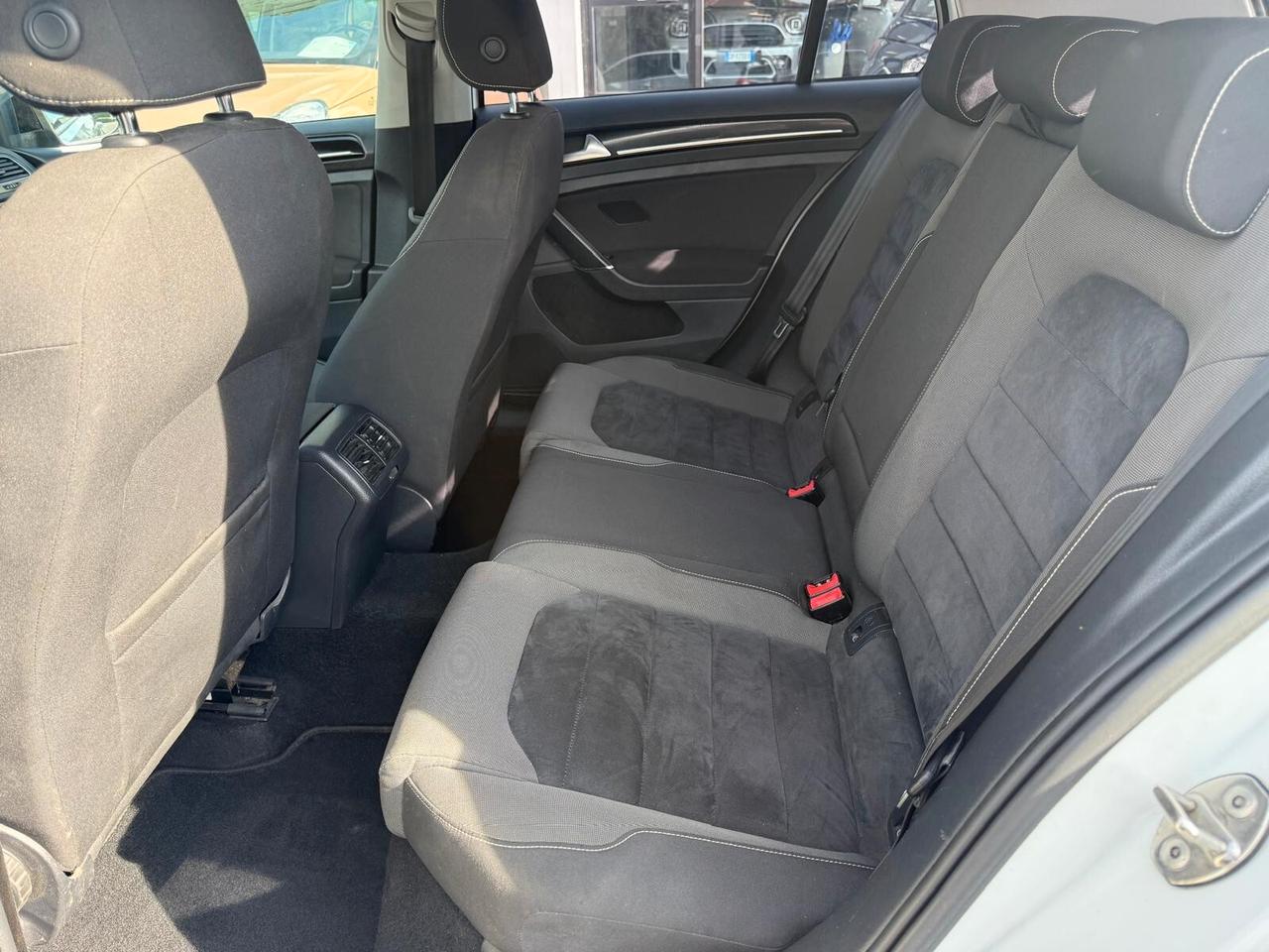 Volkswagen Golf 1.6 TDI 5p. Highline BlueMotion Technology
