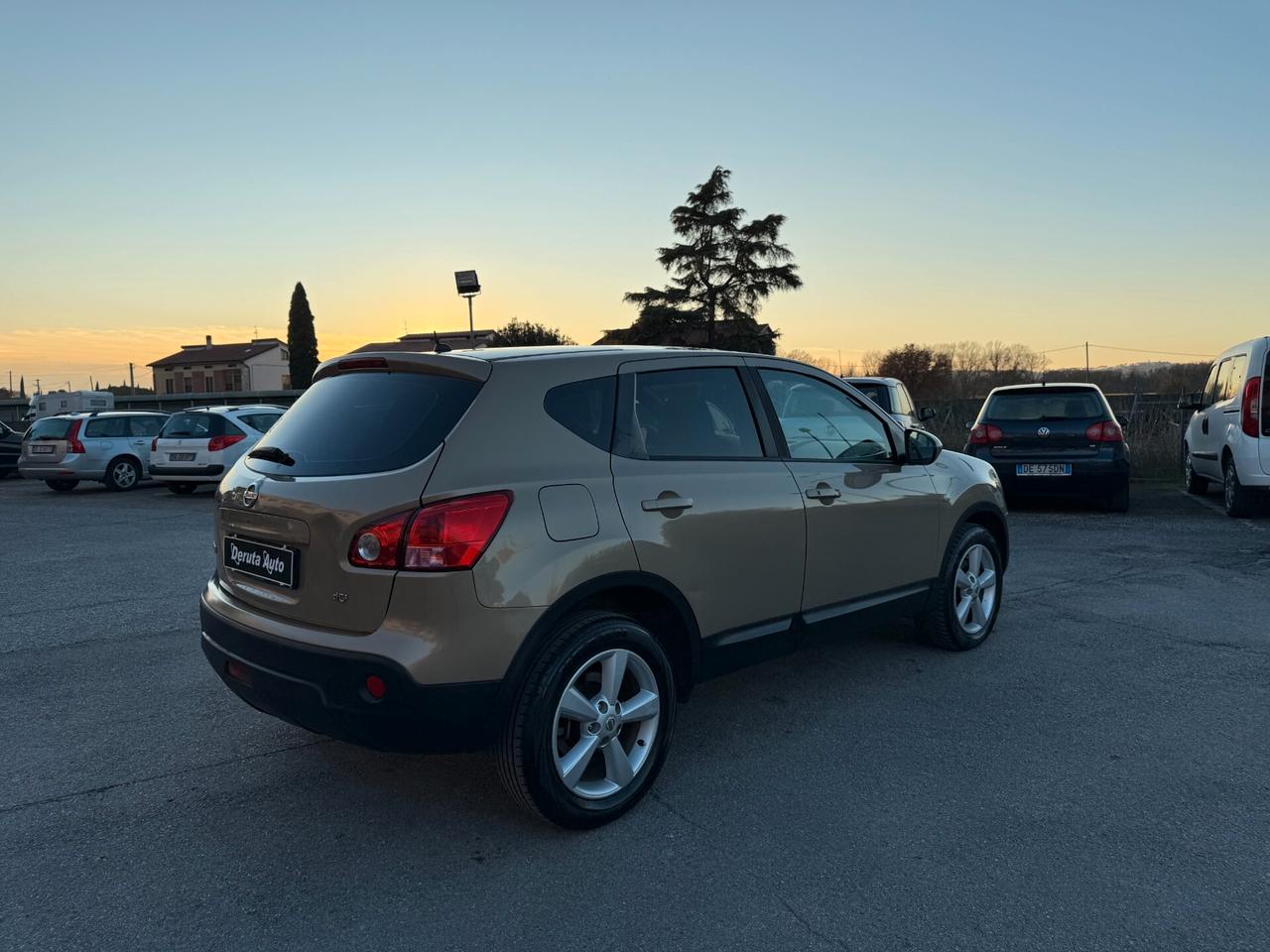 Nissan Qashqai 2.0 dCi DPF 4WD Tekna