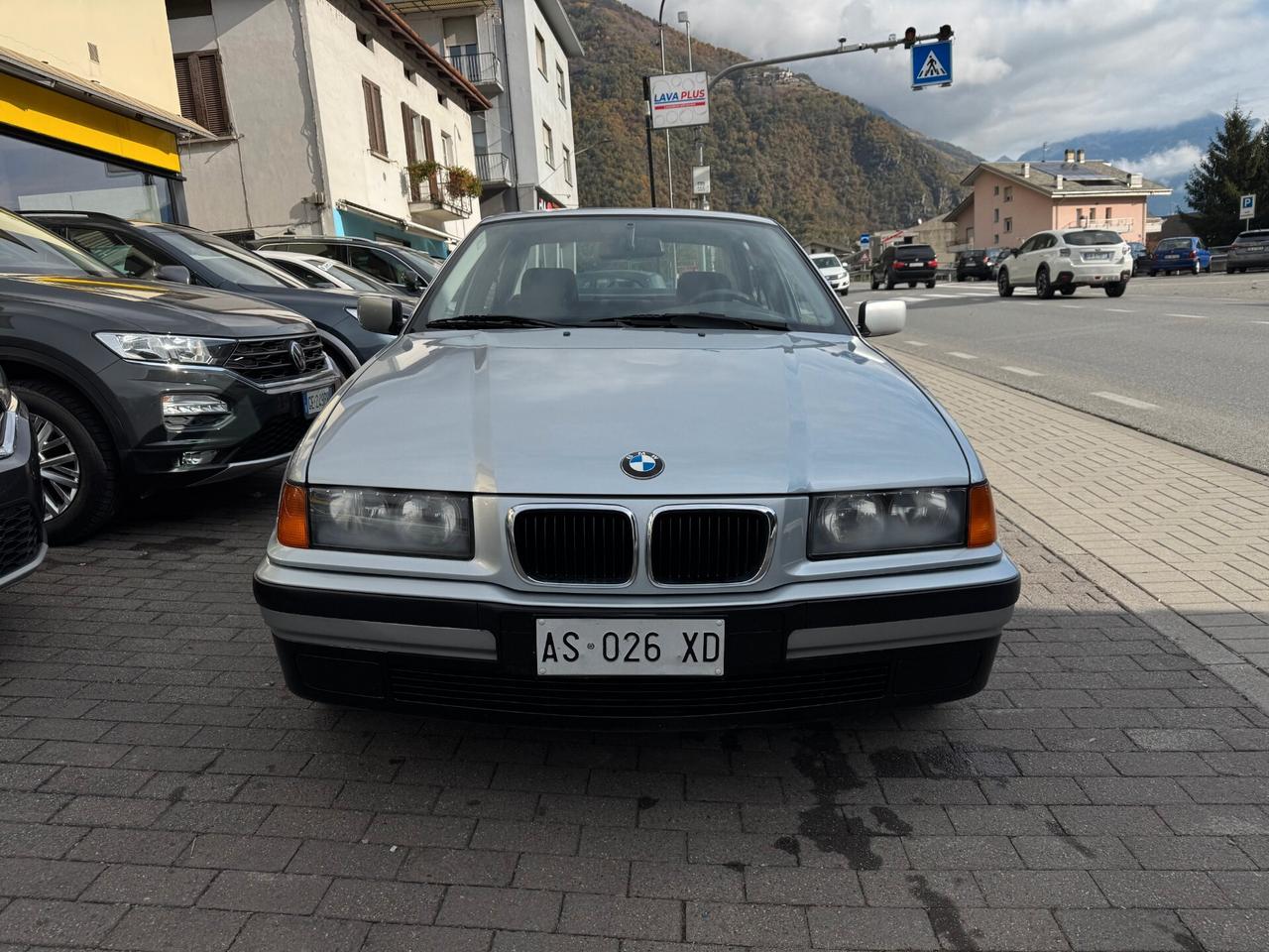 BME 318i Serie 3 E36 UNICOPROPRIETARIO MANUALE