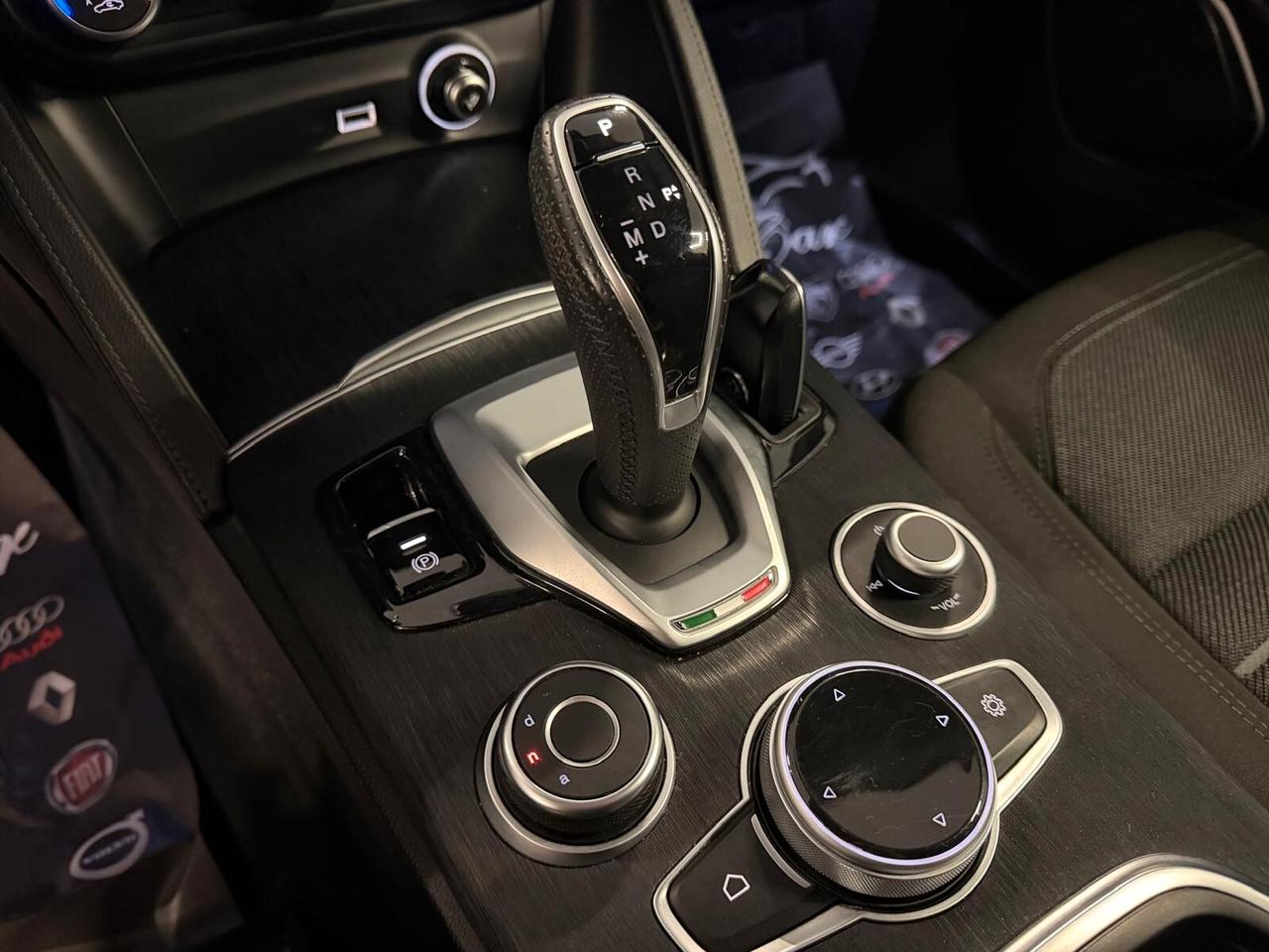 ALFA ROMEO STELVIO 2.2 190CV Q4 NAVI CRUISE CAM ANNO 2023