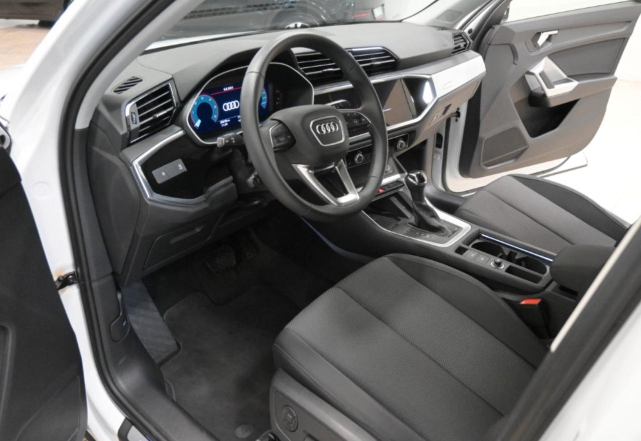 Audi Q3 SPB 35 TDI S tronic Business Plus - 2024