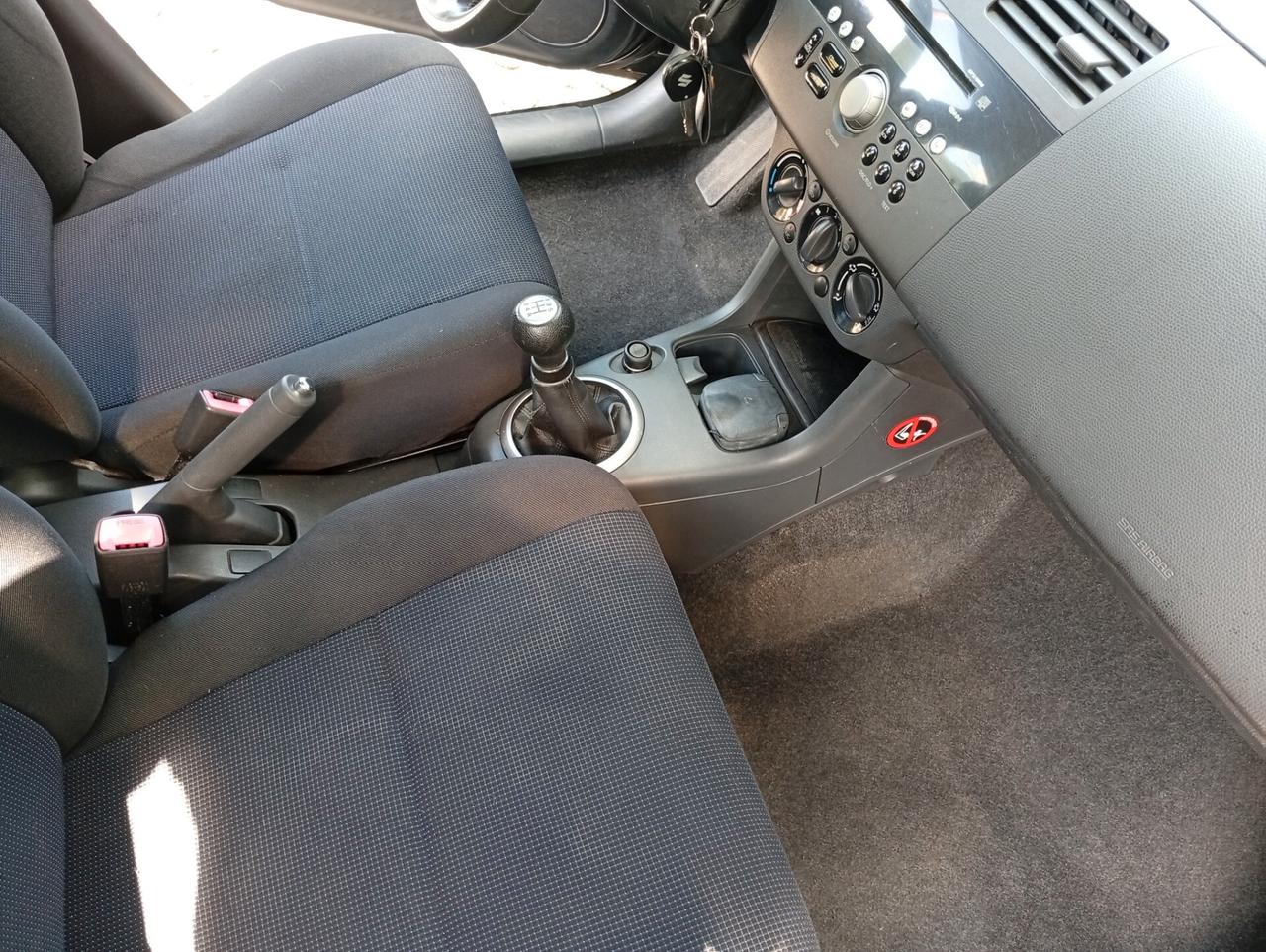 Suzuki Swift 1.3 4x4 5p. GL