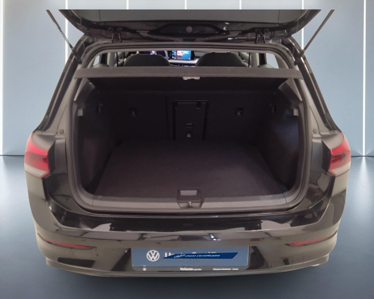 VOLKSWAGEN Golf VIII 2020 - Golf 1.0 etsi evo Life 110cv dsg