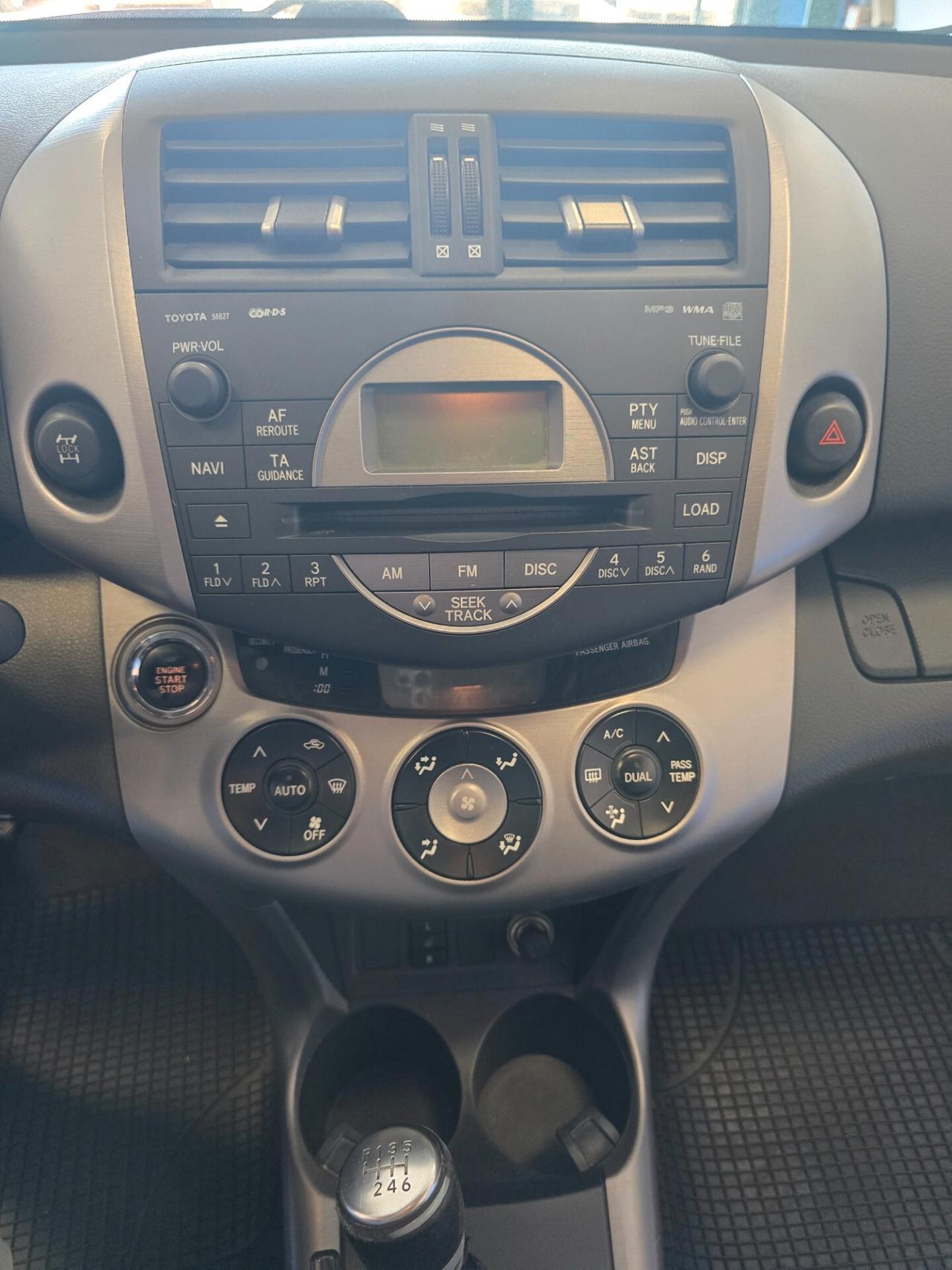 Toyota RAV 4 RAV4 2.2 D-4D 136 CV DPF Luxury
