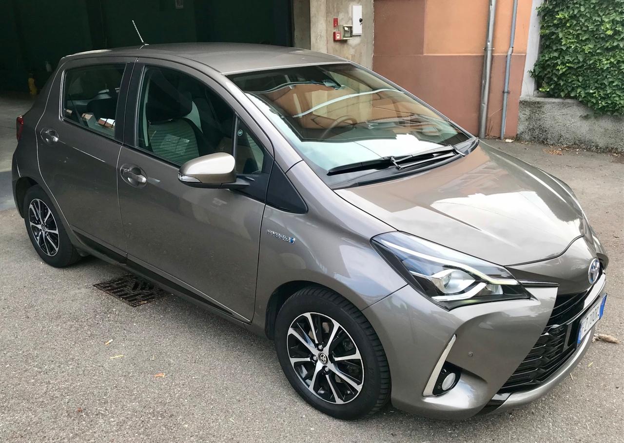 Toyota Yaris 1.5 Hybrid 5 porte Active