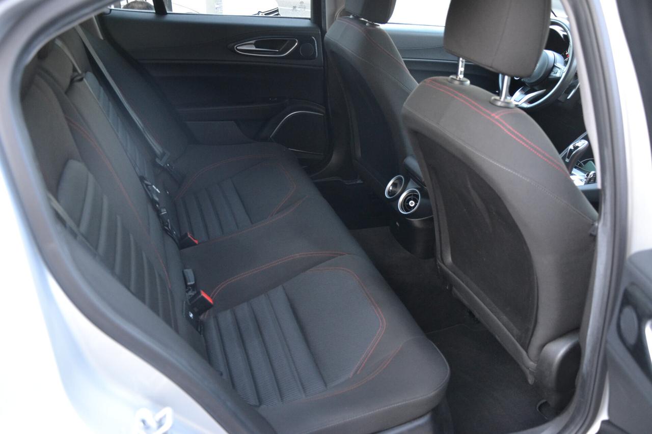 Alfa Romeo Giulia 2.2 160CV AT8 ROSSO EDIZIONE *PAD.F1-NAV-LED-TELEC