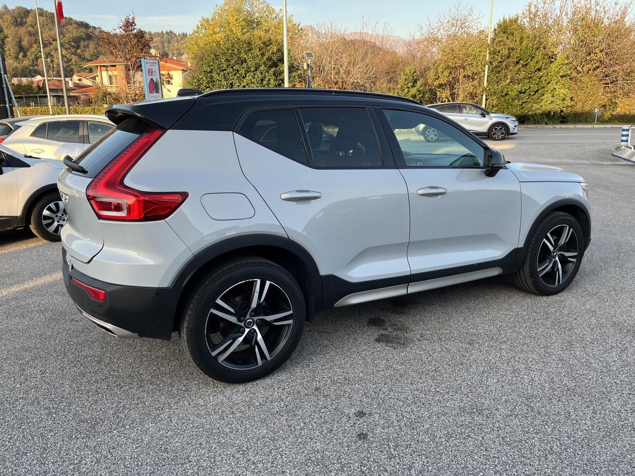 VOLVO XC 40 2000 D3 AWD 4X4 AUTO. R.DESIGN