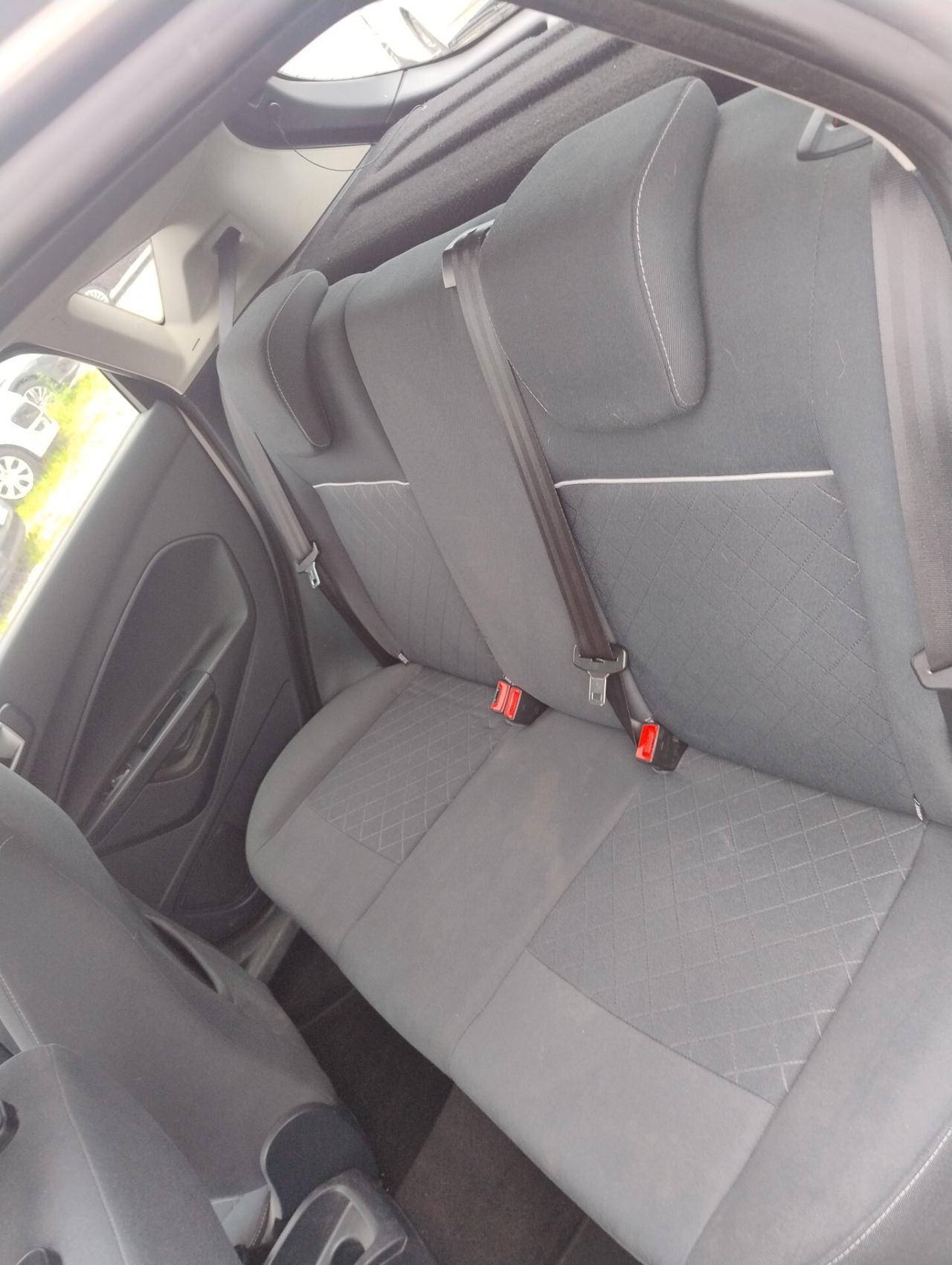 Ford Fiesta 1.2 82 CV 5 porte Titanium