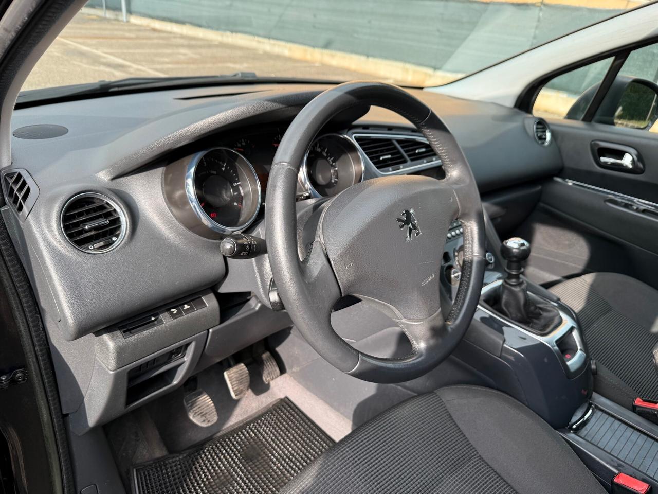 Peugeot 5008 1.6 hdi - 12 MESI DI GARANZIA -