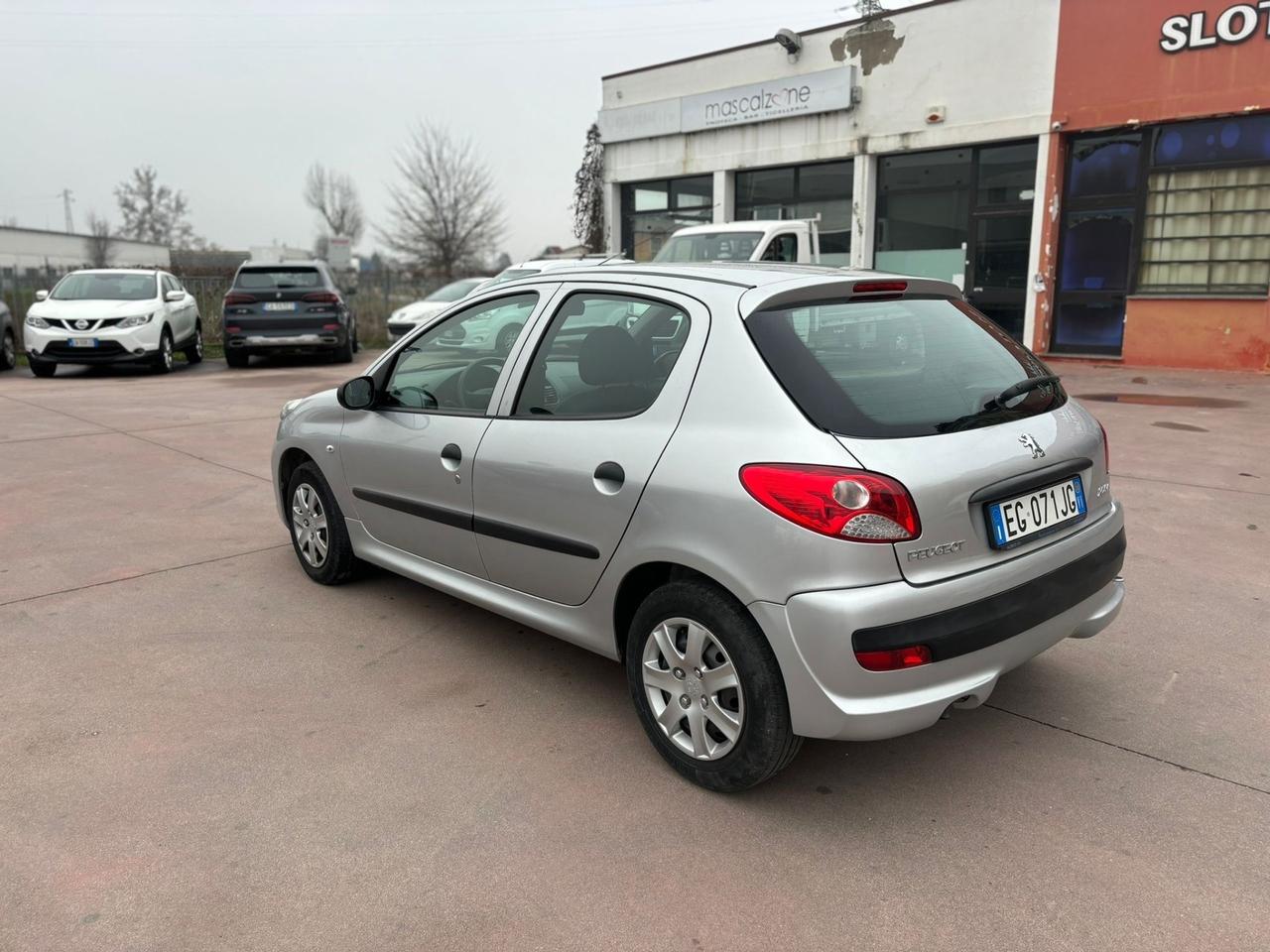 Peugeot 206 Plus 1.1 60CV 5p. Energie