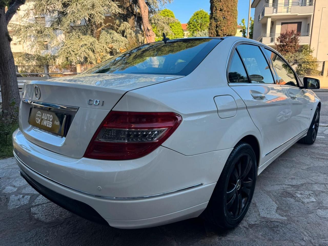 MB C 220 CDI BlueEFFICIENCY AVANTGARD