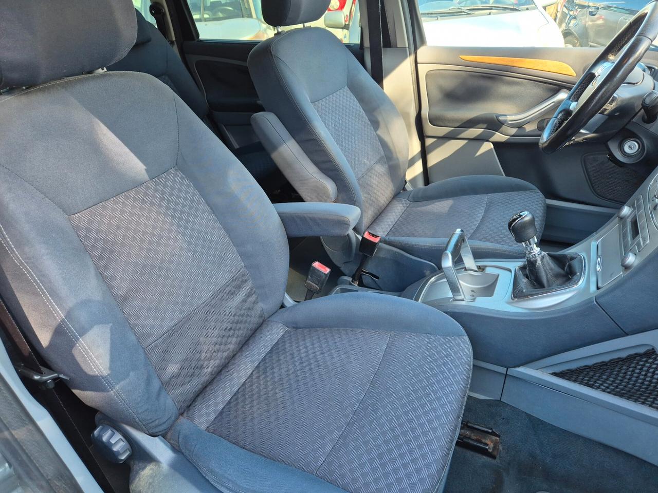 Ford Galaxy 2.0 TDCi 140 CV Ghia 7 posti