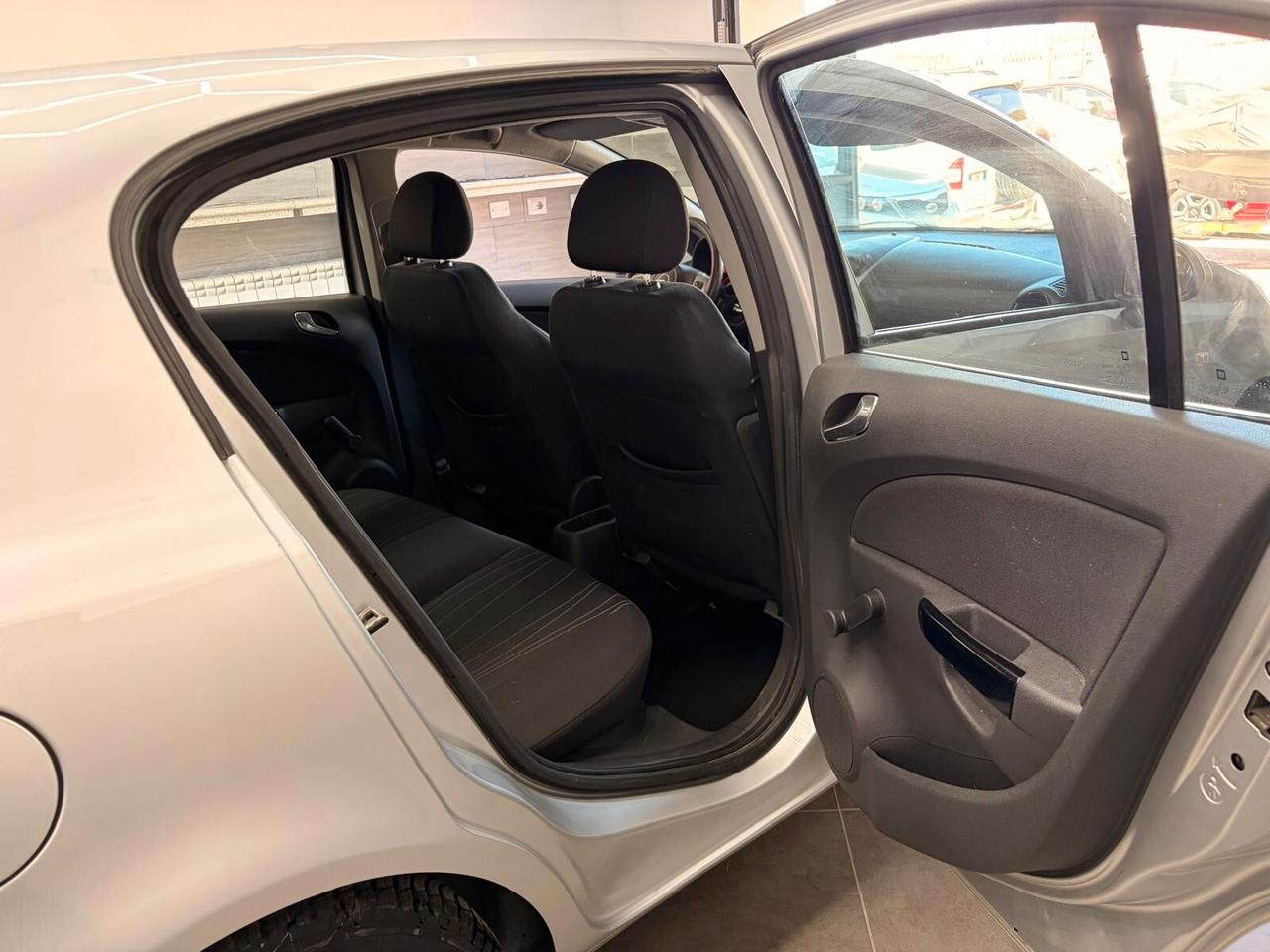 Opel Corsa 1.0 12V 5 porte Enjoy