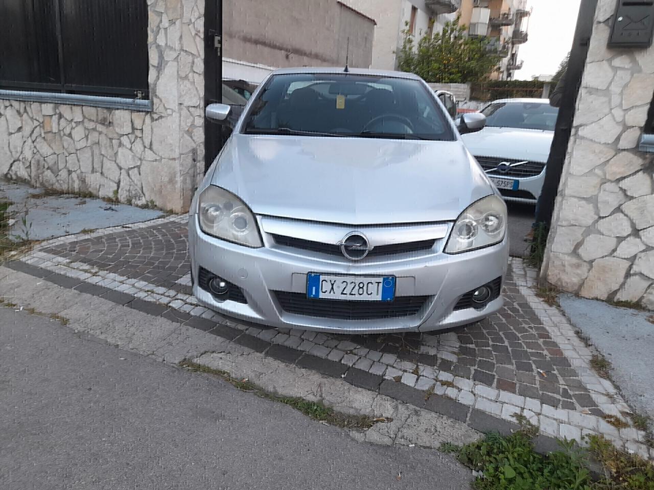 Opel Tigra TwinTop 1.4 16V Enjoy