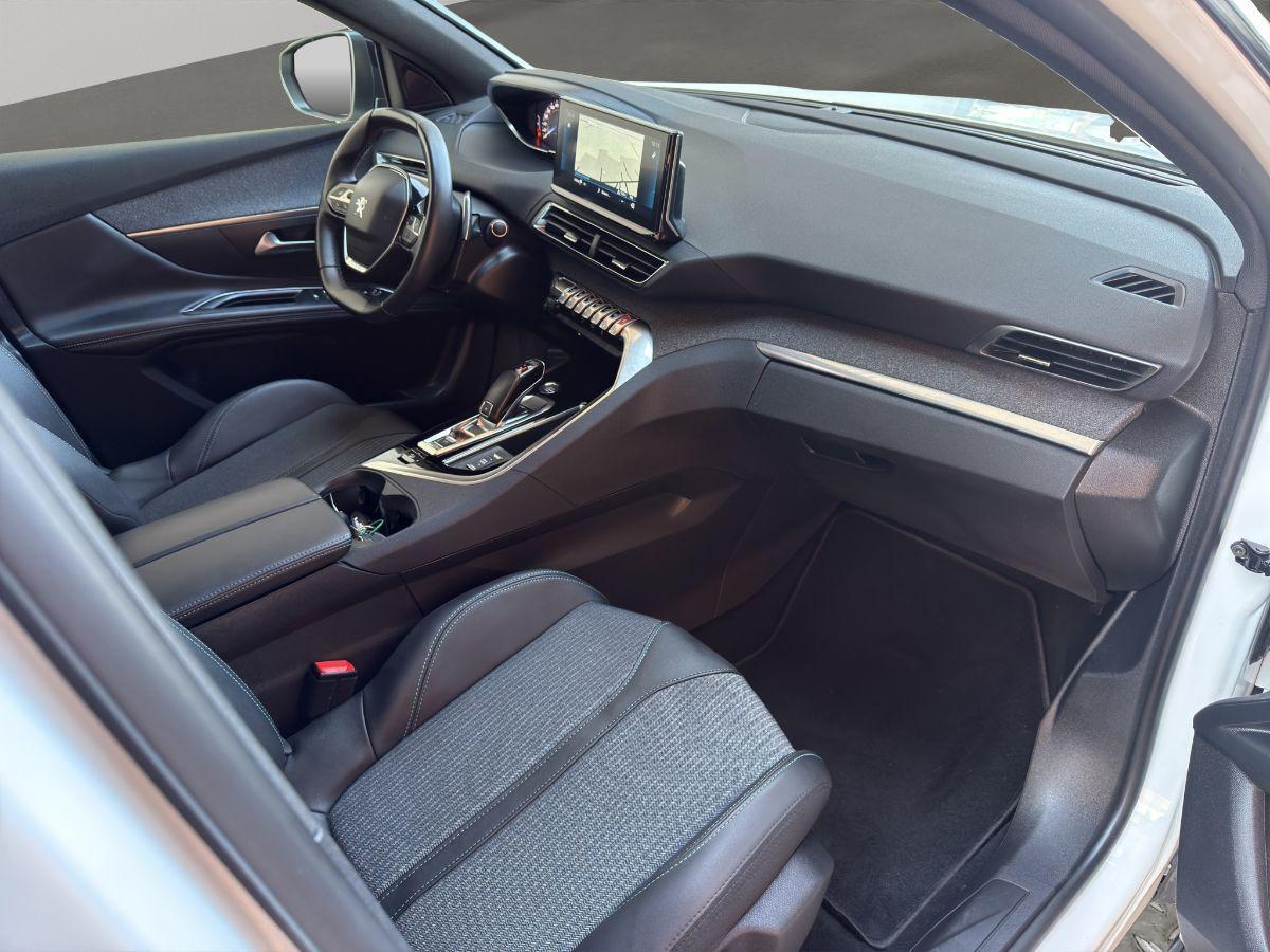 PEUGEOT - 3008 -1.5 BlueHDi 130 EAT8 S&S GT Line