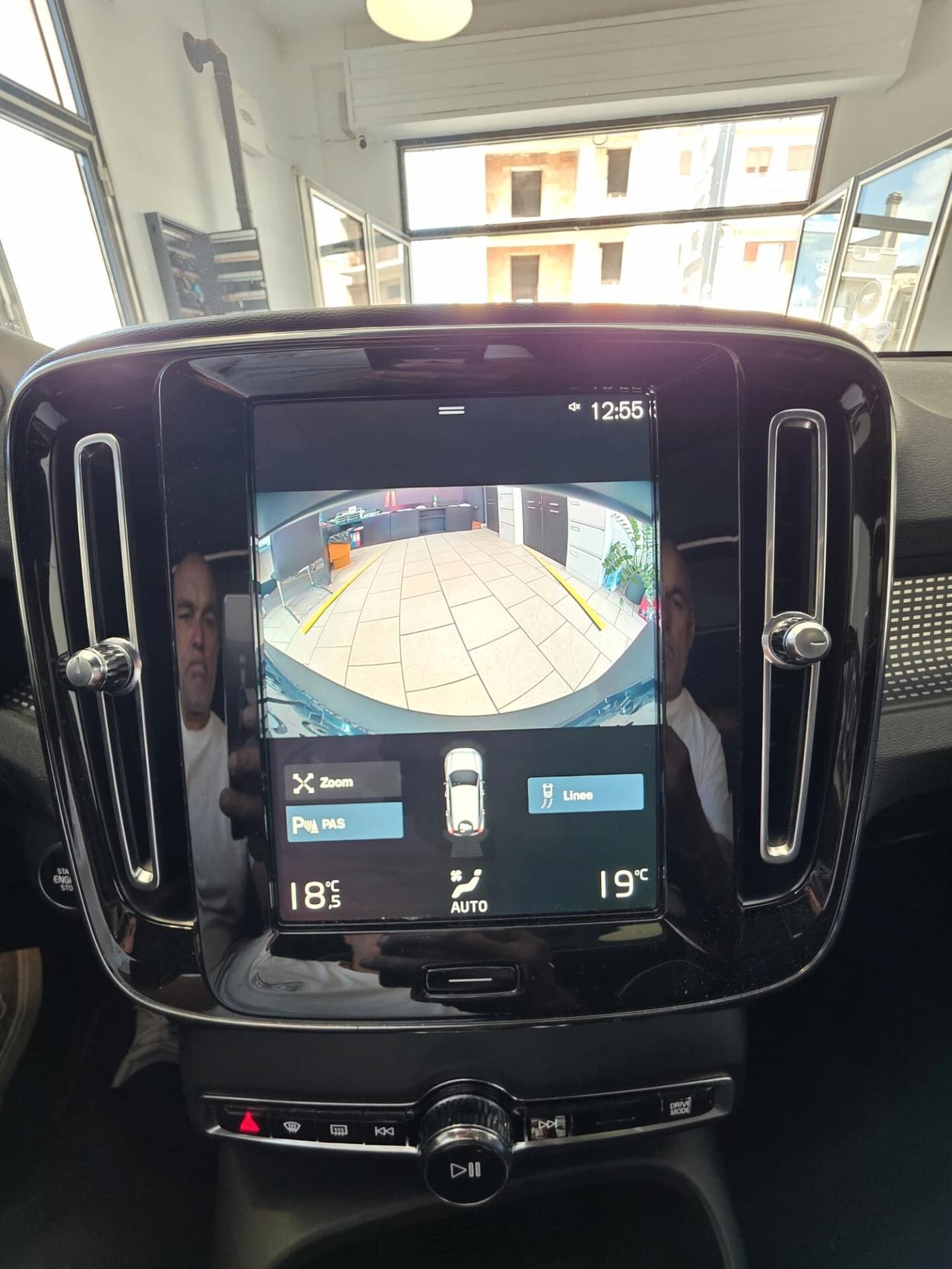 Volvo XC40 T3 Geartronic R-design