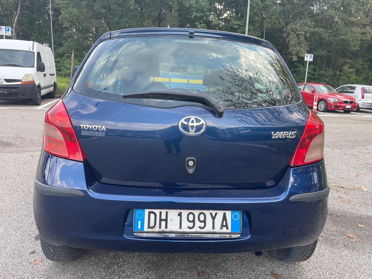 Toyota Yaris 1.0 5 porte*Neopatentati*