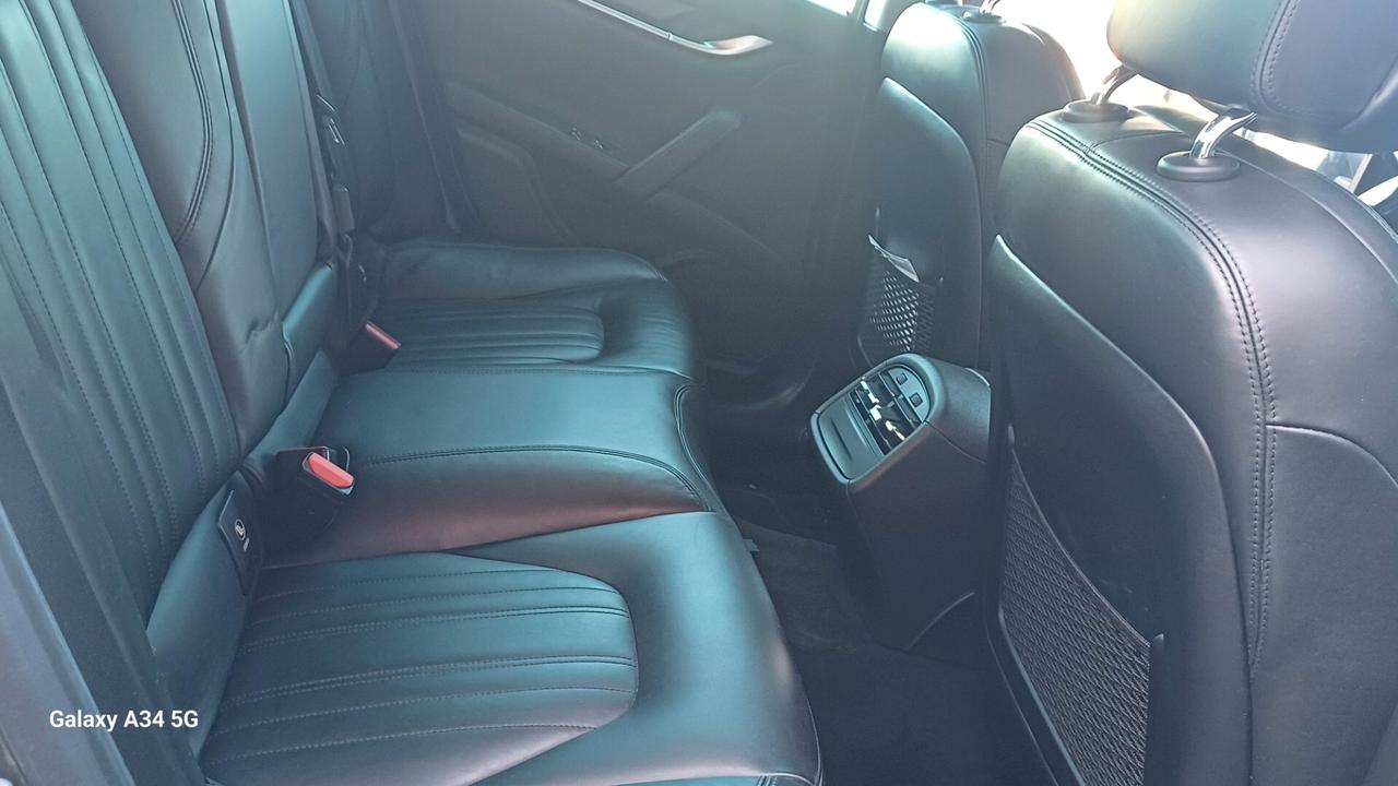 Maserati Ghibli V6
