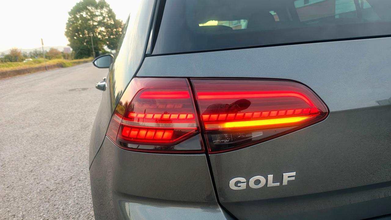 Volkswagen Golf 1.5 TGI DSG 5p. Trendline BlueMotion Technology