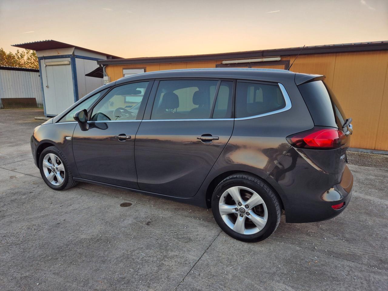 Opel Zafira Tourer 2.0 CDTi 130CV