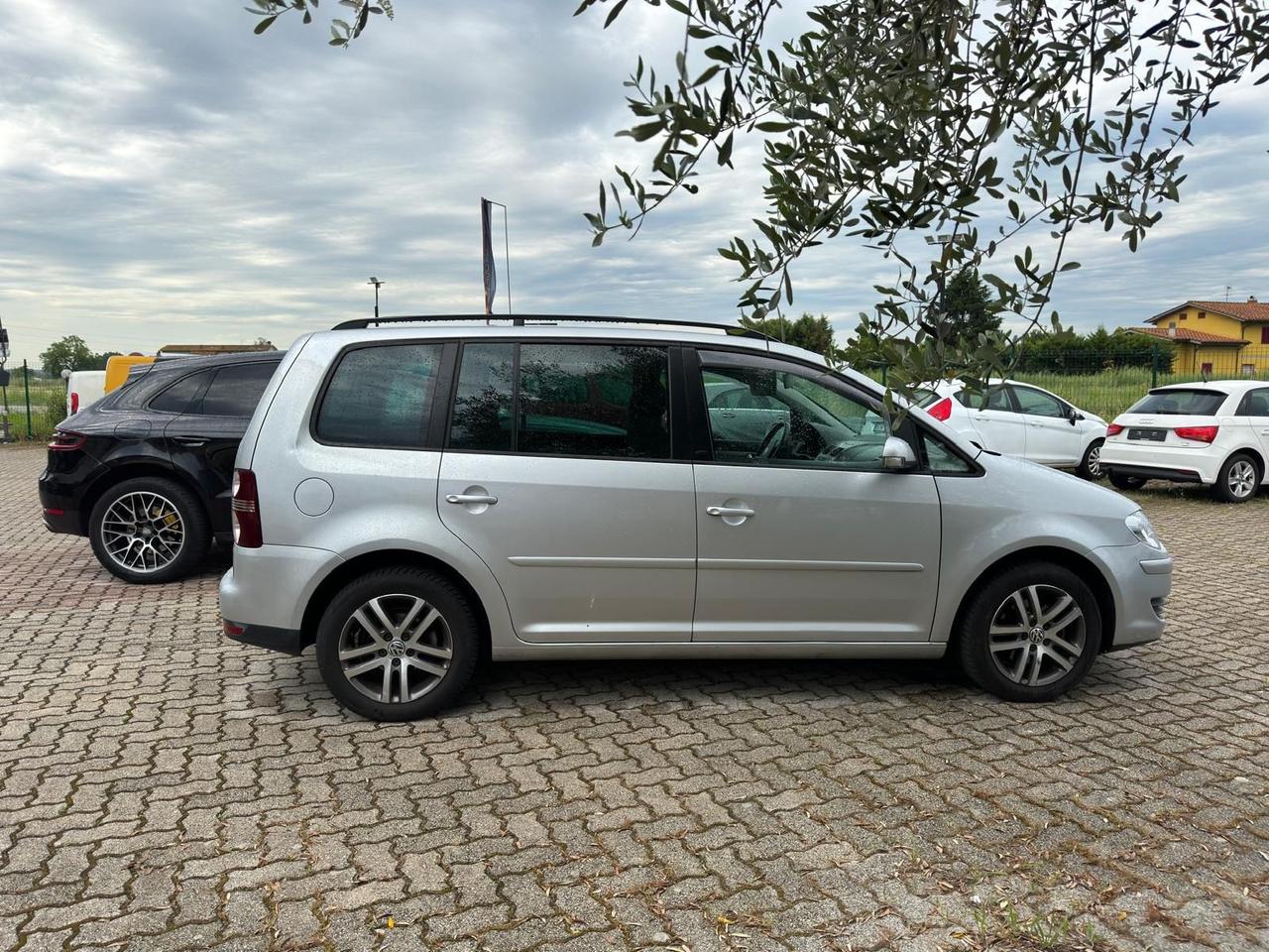 Volkswagen Touran 1.9 TDI 105CV DPF DSG Trendline