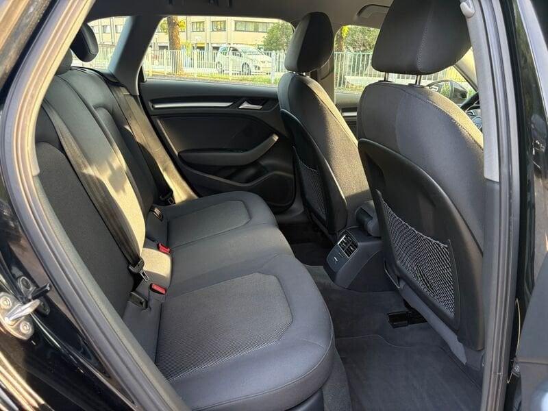 Audi A3 30 TDI S tronic Business