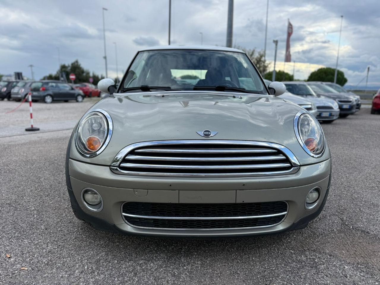 MINI 1.6 16V COOPER D